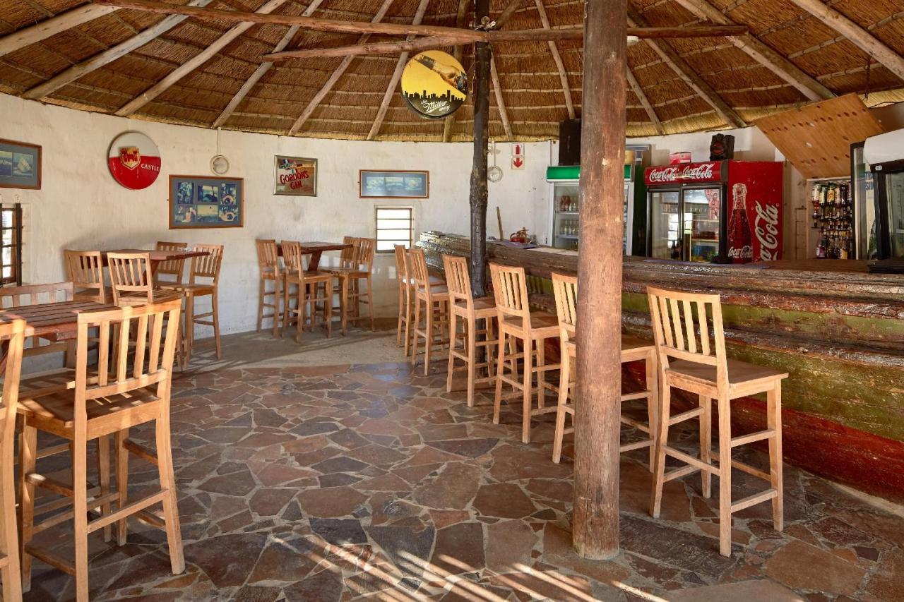 First Group Hole In The Wall Backpackers Coffee Bay Exterior foto